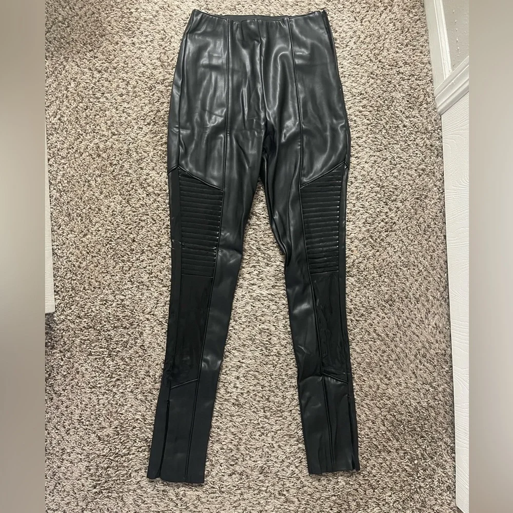 Manier de voir Vegan leather and patent rubbed black leggings - Picture 9 of 15